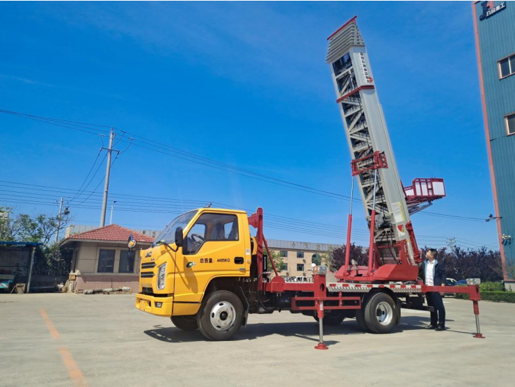 三台云梯车出租费用解析：如何选择更具性价比的服务