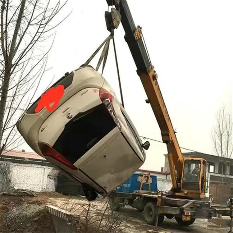 三台随时待命，吊车24小时道路救援服务全解析